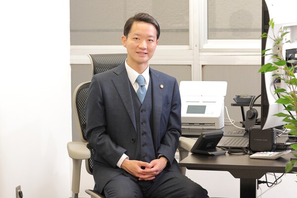 平井 雄三弁護士のインタビュー写真