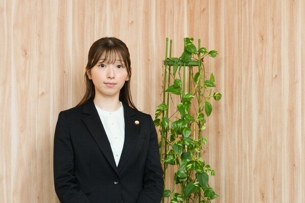 橘川 歩未弁護士のインタビュー写真