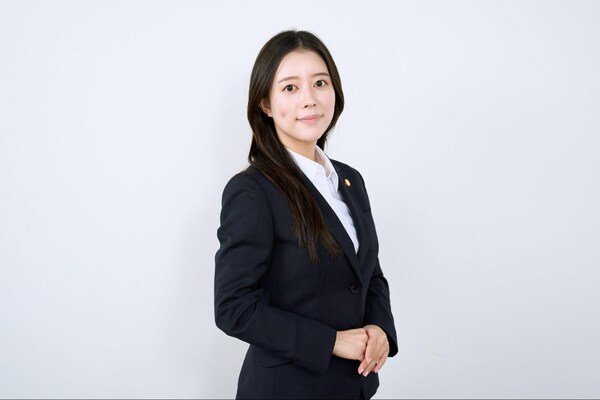 石田 珠美弁護士のインタビュー写真